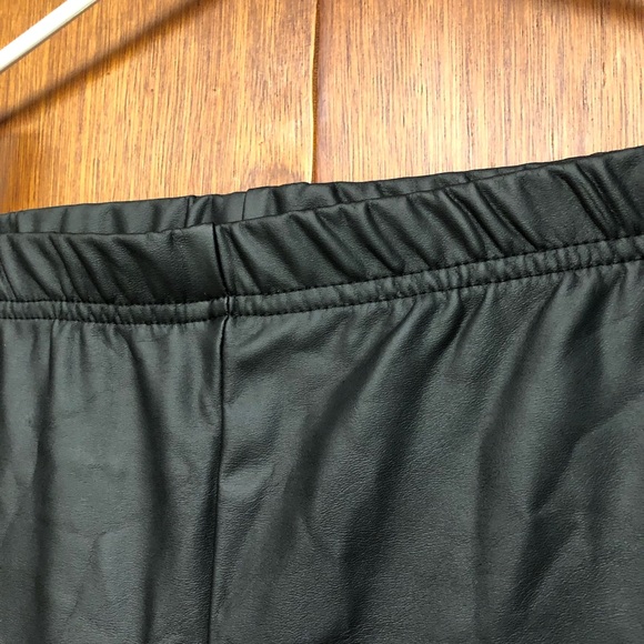 Leather Look Leggings - Picture 3 of 5